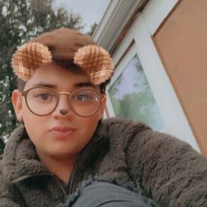 Meet your Posher, Julian